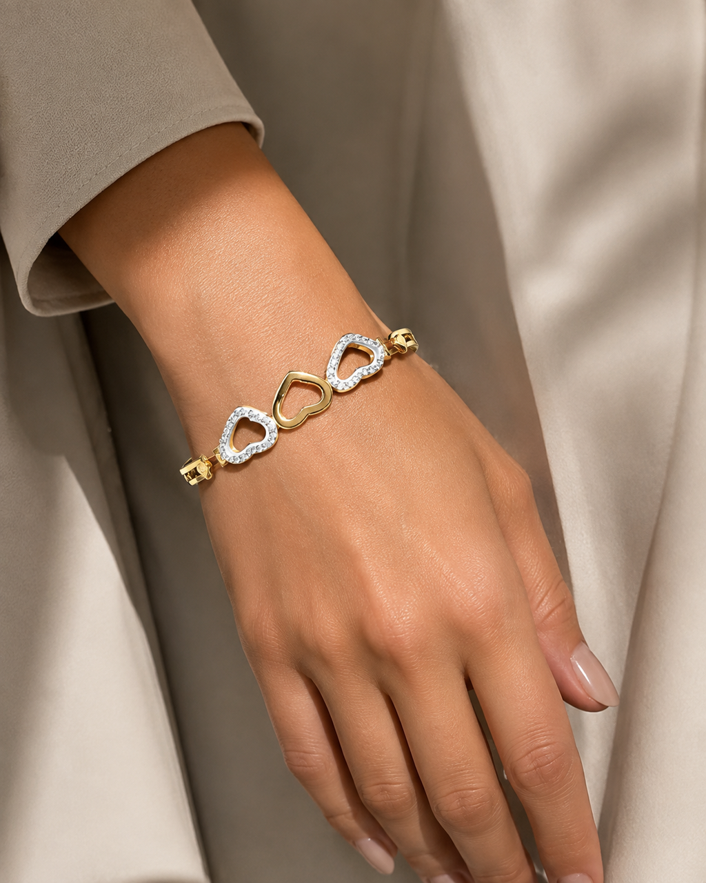 luxe elegant bangle