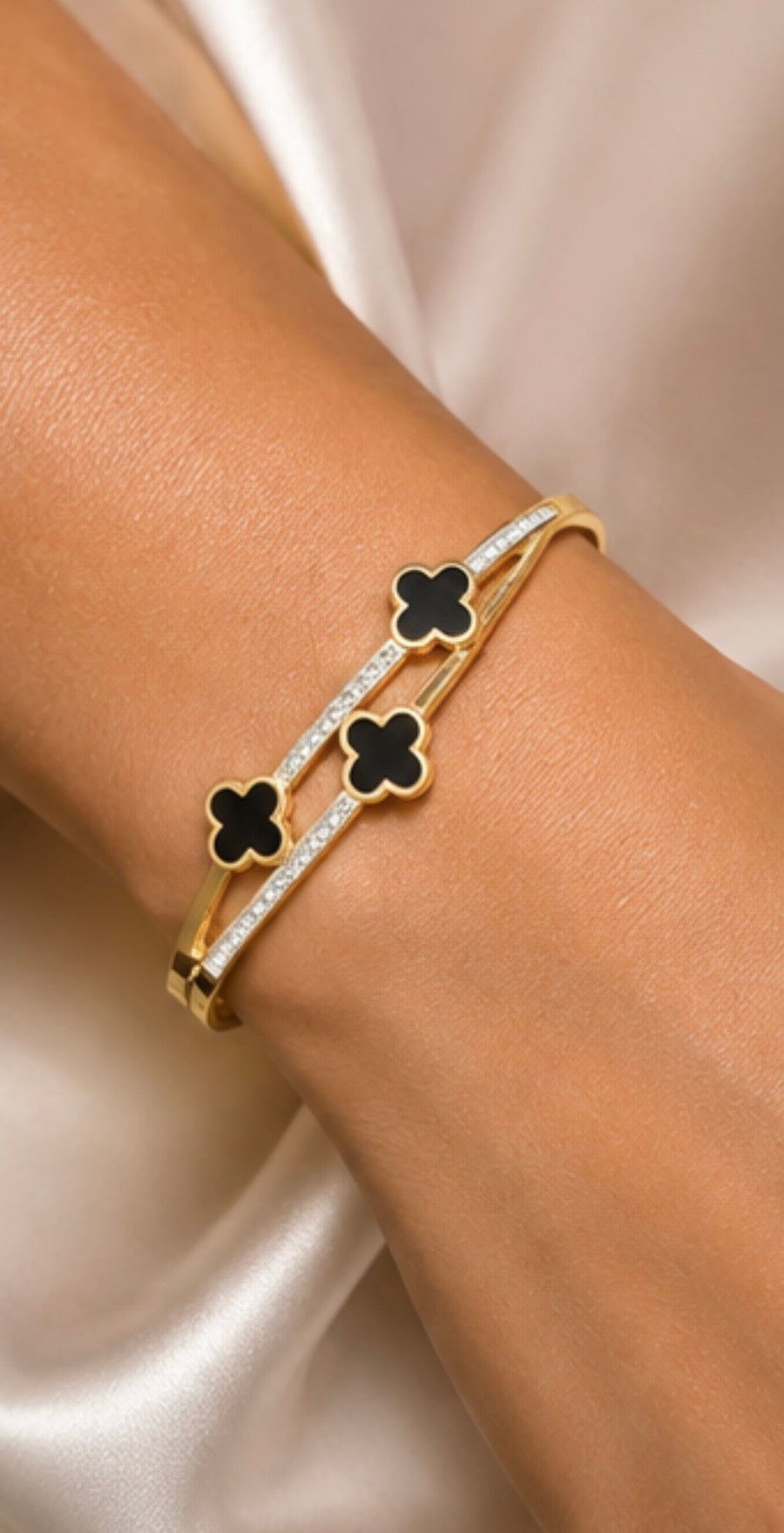 luxe elegant bangle