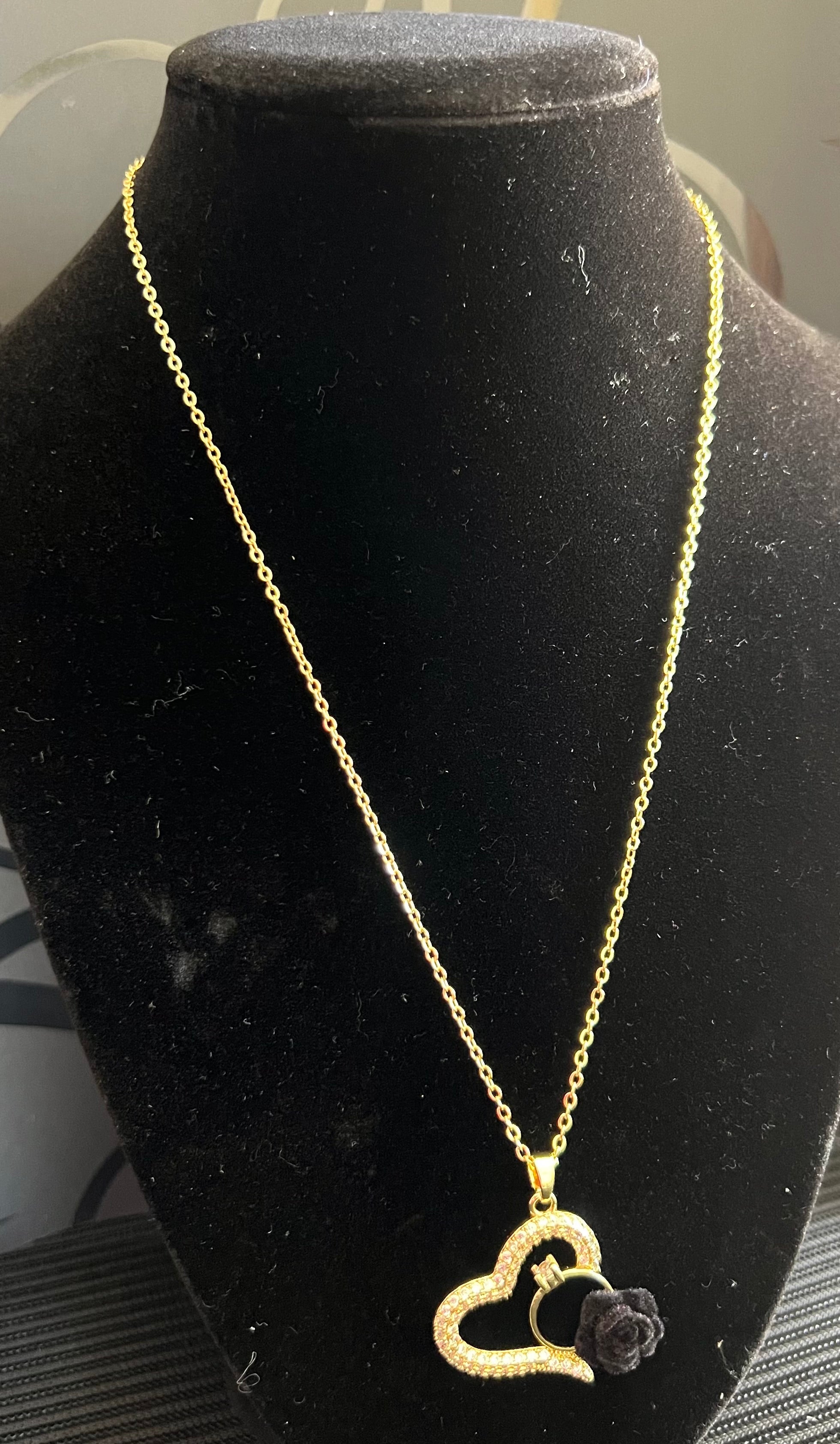Clavicle necklace